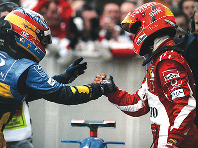 © Jiří KřenekFernando Alonso - Renault -, Michael Schumacher - Ferrari, Imola, 2005