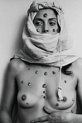Hannah Wilke, SOS Starification Object Series (Veil), 1975© Courtesy Alison Jacques Gallery, London