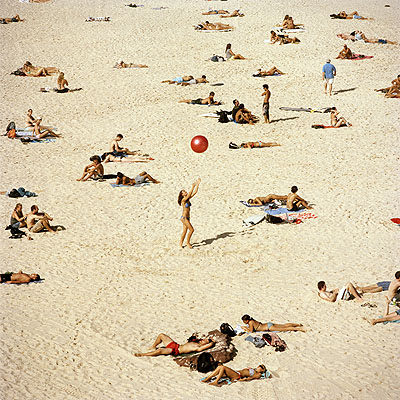 sand series, 2006, série The colour of Bondi, c-print, 63 x 63 cm, édition 30 ex.