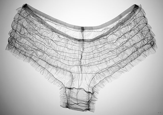 © Nick Veasey Kylie's Knickers