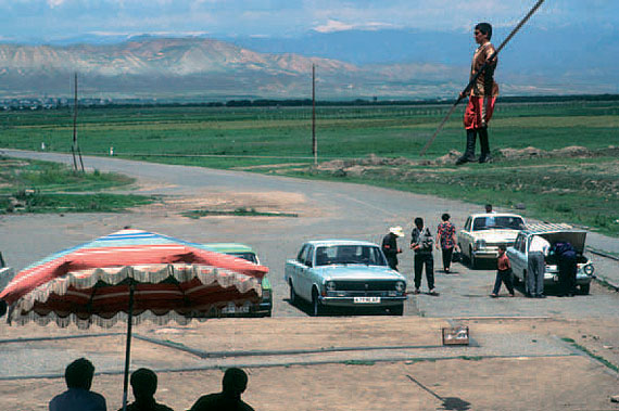 Roman Bezjak, Hit the Road, Erivan, 1995
