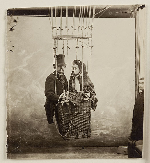 Gaspard Félix Tournachon dit Nadar: Nadar mit seiner Frau Ernestine, Paris, um 1865Albuminpapier, 9x8 cmSammlung Thomas Walther