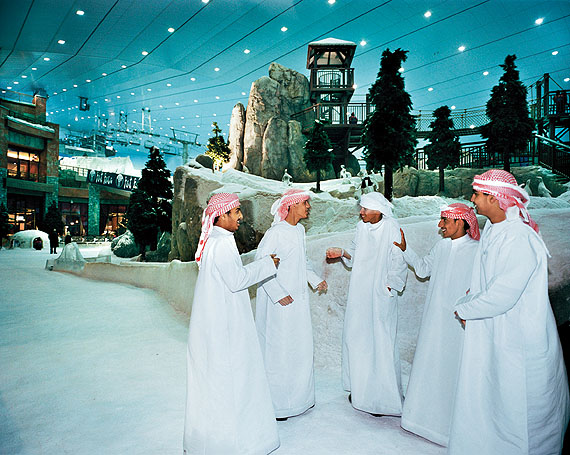 Indoor-Skihalle Dubai, 2006