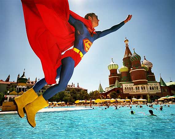 Superman über dem Roten Platz, Topkapi Palace Hotel, Antalya, Türkei, 2006