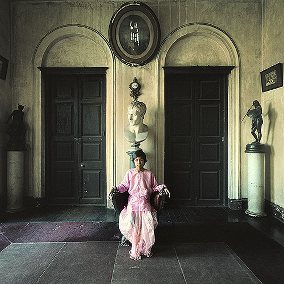 Derry Moore, Young boy in Burdwan House, Calcutta, 1977sepia EYE