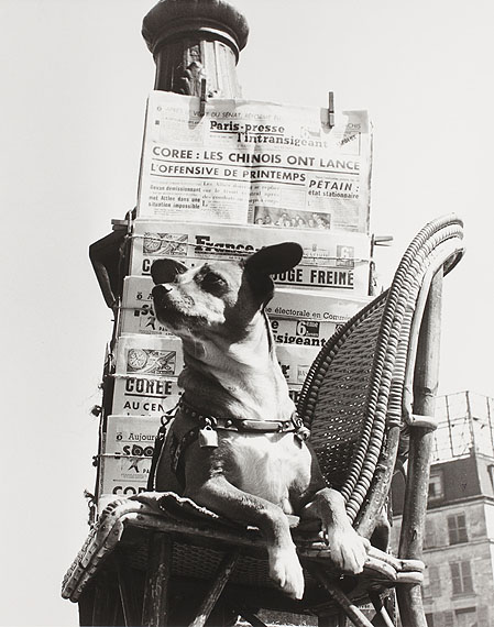 Izis„Boulevard Poissonnière“, nicht datiert, ca. 1951Aus der Serie „Grand Bal du Printemps“© Nachlass Izis / Sammlung Manuel Bidermanas