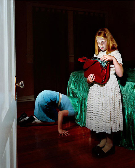Holly Andres, The Red Purse, From the series: Sparrow Lane, 2008 © Holly Andres, Courtesy Robert Mann Gallery, New York