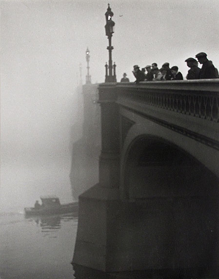 Wolfgang Suschitzky, Westminster Bridge, 1936© Wolfgang Suschitzky / Courtesy The Photographers’ Gallery, London