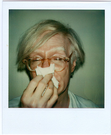 Andy WarholANDY SNEEZING 1978 Polaroid SX-70 © The Andy Warhol Foundation for the Visual Arts Inc. / VBK, Wien 2011
