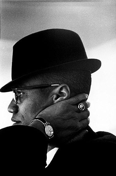 © Eve Arnold / Magnum PhotosUSA. Chicago. Malcolm X. 1961