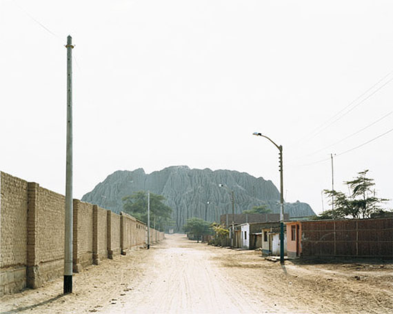 Hans Christian Schink, Huaca del Pueblo, Chiclayo, 2005