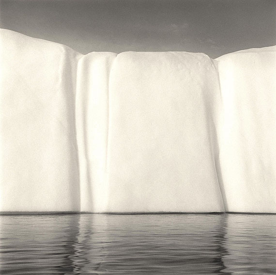 Iceberg VI, Disko Bay, Greenland, 2004. Selenium toned gelatin silver enlargement print.© Lynn Davis, Courtesy Edwynn Houk Gallery, New York/Zurich