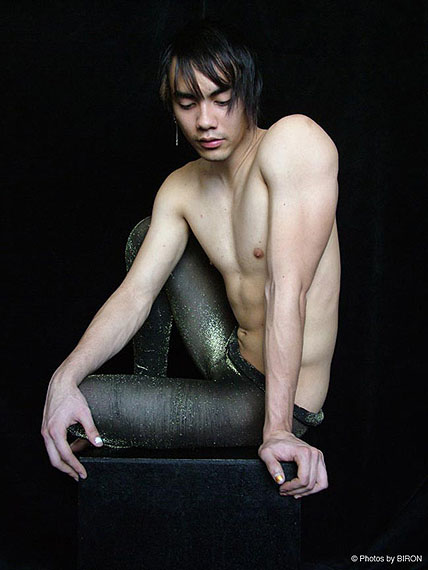 Asian Male Nudes - Nus Masculins Asiatiques
