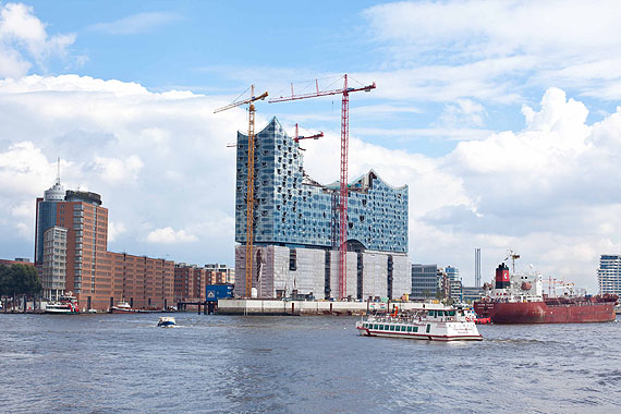 Große Hafenrundfahrt - Mitten in Hamburg