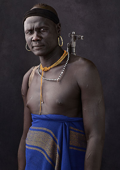 © Mario Marino, Faces of Africa, Berkoro, Mursi Man, Ethiopia, 2011140 x 110 cm, Archival Pigment Print / Hahnemühle Paper