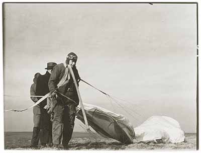 Vintage Photographs: Twenty Parachutes, November 13