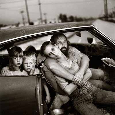 © Mary Ellen Mark- The Damm Family in their car, Los Angeles, California, 1987
