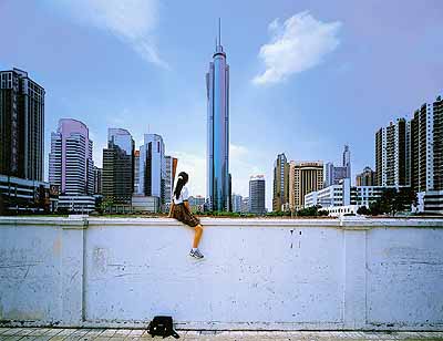 Weng Fen . On the wall - Shenzen No 1, 2002