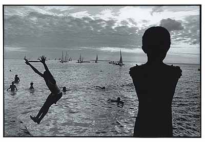 Luís BastoA child's dream of AfricaZanzibar 1998© Luis Basto From ‹Iluminando Vidas› 2002 Christoph Merian Verlag