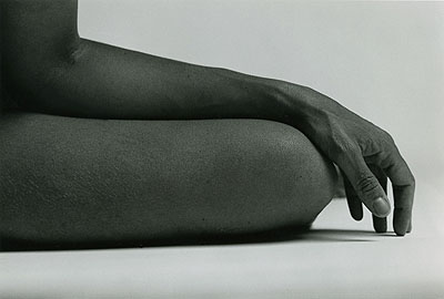 Série Ceci est mon corps. Autoportraits, 2004, photographie noir et blanc