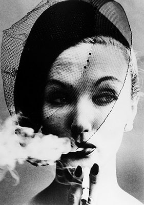 William Klein, Smoke + Veil, Paris (Vogue), 1958, Gelatin silver print (Courtesy Howard Greenberg Gallery, New York)