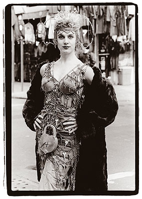 Amy Arbus Key Dress, Liz Prince, Orchard Street, 1989 © Amy Arbus, Courtesy of the Stephen Cohen Gallery.