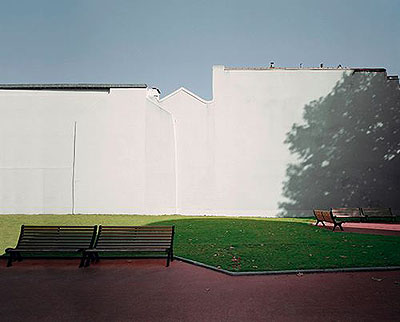Puteaux, France, novembre 2003. Trompe-l'œil series.Lambda print. 101 x 120,6 cm.