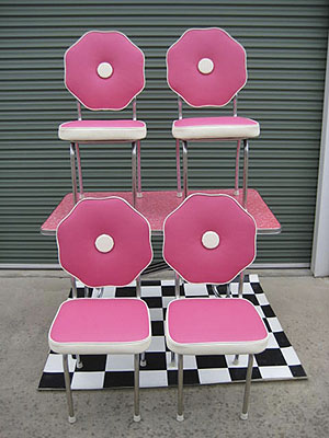 'Priscilla' pink setting eBay id woody3934, 2007from Garden InteriorsPigment print12.5 x 9.5cm, edition of 8 + 2 AP
