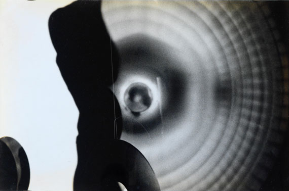 Lot No 207 Brigitte Kowanz Untitled, 1993black & white photograph33 x 50 cmestimate € 3,000 – 3,800  