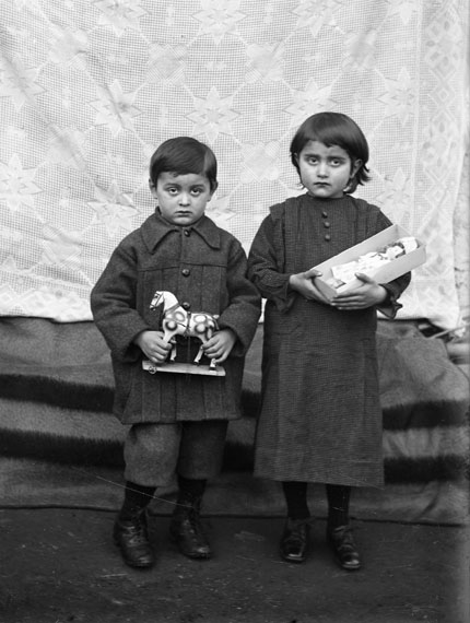 Children with Toys, Bleniotal
© Fondazione Archivio Fotografico Roberto Donetta, Corzoneso