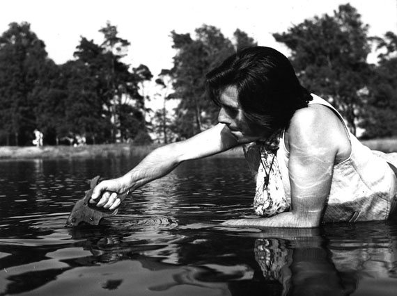 Fabrizio Plessi: Segare il Lago Stichter in due parti uguali (Sawing Lake Stichter in two Equal Parts)Action, photograph, 1975