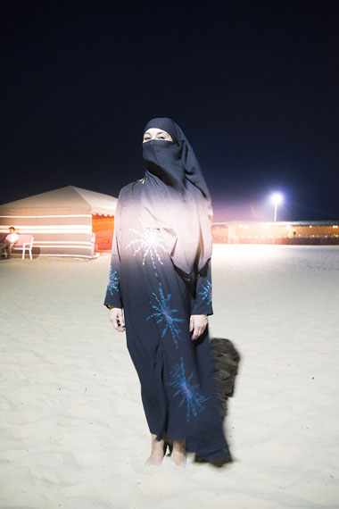 Melina Papageorgiou: woman desert, 2015, Abu Dhabi