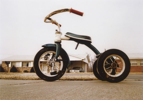 William Eggleston: Untitled, Memphis, 1970 © Eggleston Artistic Trust, Courtesy Eggleston Artistic Trust and David Zwirner