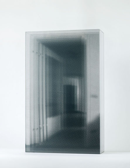 Carsten Gliese: "Flur", 2018, Siebdruck auf Acrylglas, 90 x 56 x 20 cm