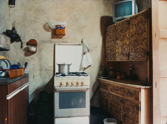 Martin Rosswog: Kitchen of Maria del Carmen Garcia de Figueiredo, Barrancos, Portugal, 2009 © Martin Rosswog, VG Bild-Kunst, Bonn 2020