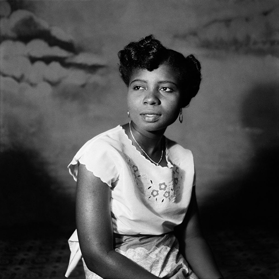 James BarnorPortrait of Evelyn Abbew, Ever Young Studio, Accrac. 1954-59