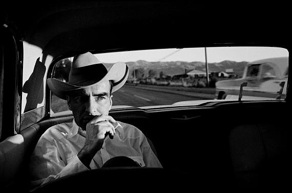 Dennis Stock
Montgomery Clift during the shooting of "The Misfits", Nevada, USA, 1960
© Dennis Stock / Magnum Photos