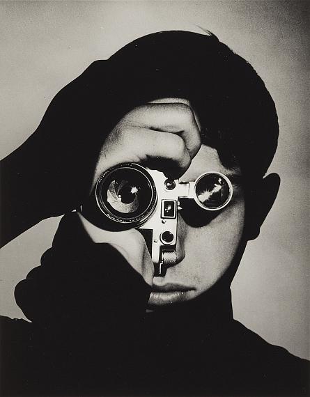 Andreas Feininger
Professional People-The Photojournalist, 1951