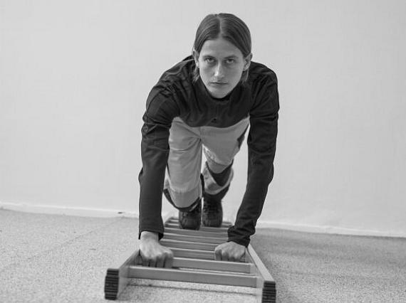 Andrzej Steinbach
aus der Serie Erweiterungen, 2024
© Andrzej Steinbach Andrzej Steinbach
aus der Serie Erweiterungen, 2024
© Andrzej Steinbach