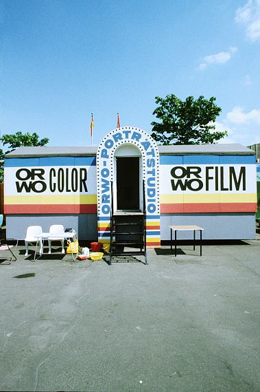 Gerd Danigel: Ambulantes ORWO-Porträtstudio, um 1985
