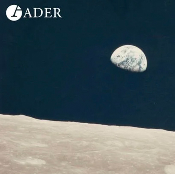 PHOTOGRAPHIES DE LA NASA - UNE COLLECTION