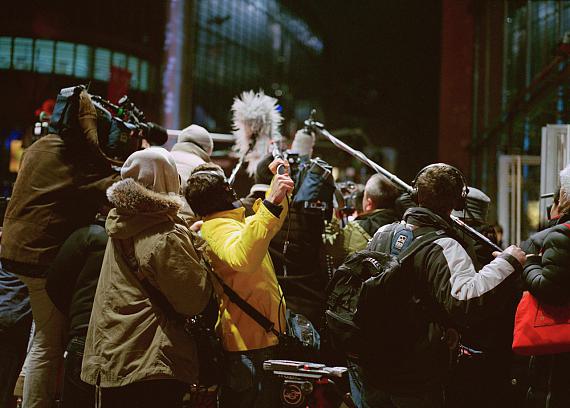 S T O R I E S – behind the photographic image