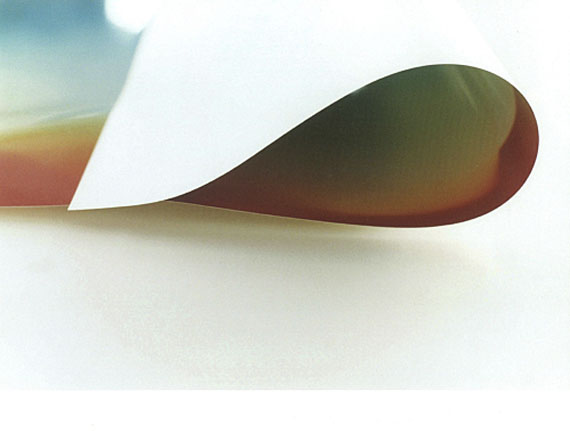 Wolfgang Tillmans, Paper drop – rainbow, 2006, C-Print, 137 x 200 cm 