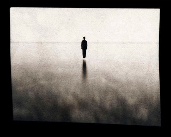 Ruth Thorne-Thomsen (American, b. 1943)
Levitating Man Wisconsin 1983
From the Door Series
Gelatin silver print Ruth Thorne-Thomsen (American, b. 1943)
Levitating Man Wisconsin 1983
From the Door Series
Gelatin silver print