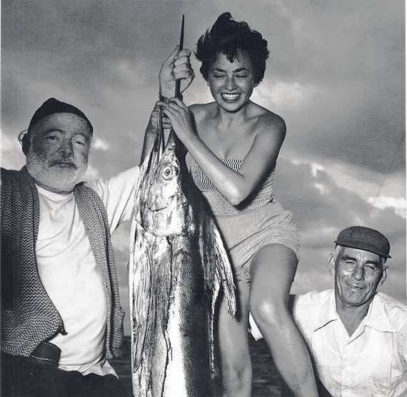 Inge Schoenthal with Ernest Hemingway. Cuba. Photograph. © Inge Schoenthal Feltrinelli