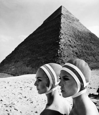 "Op Art-Fashion", Gizeh/Ägypten 1966, In: Brigitte 10/1966, © F.C. Gundlach