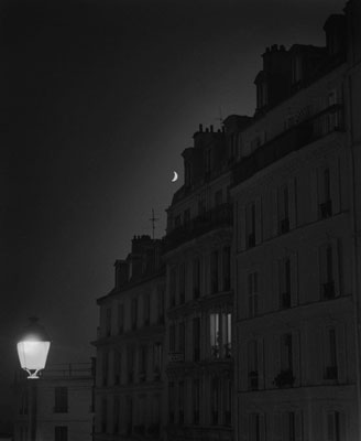 © Moonrise over Montmartre, Paris 2002, Jason Langer