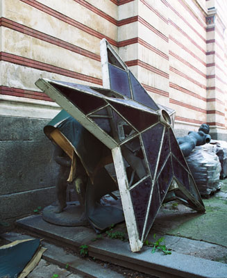 Margret Hoppe, aus der Serie Bulgarische Denkmale, 2008