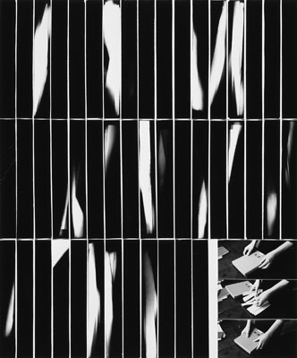 Timm Rautert,  Unbelichtete Photopapierstreifen dem Tageslicht ausgesetzt. 3 Sekunden, danach normal entwickelt,1971, 54 x 45 cm, Bromsilbergelatine