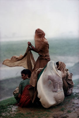 Raghubir Singh, Monsoon Rain, 1986© Succession Raghubir Singh